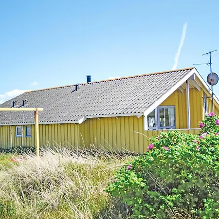 Lovely Home In Hvide Sande With Sauna Hébergement de vacances