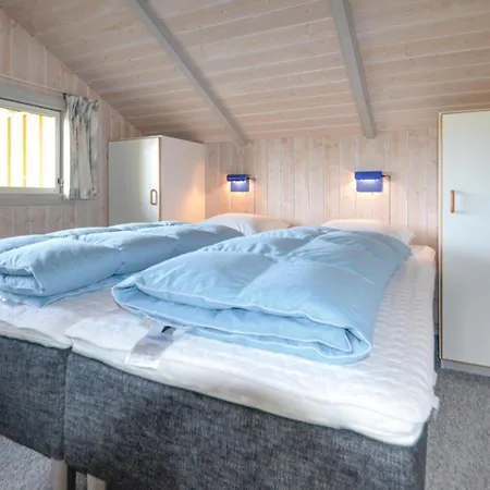 Hébergement de vacances Lovely Home In Hvide Sande With Sauna